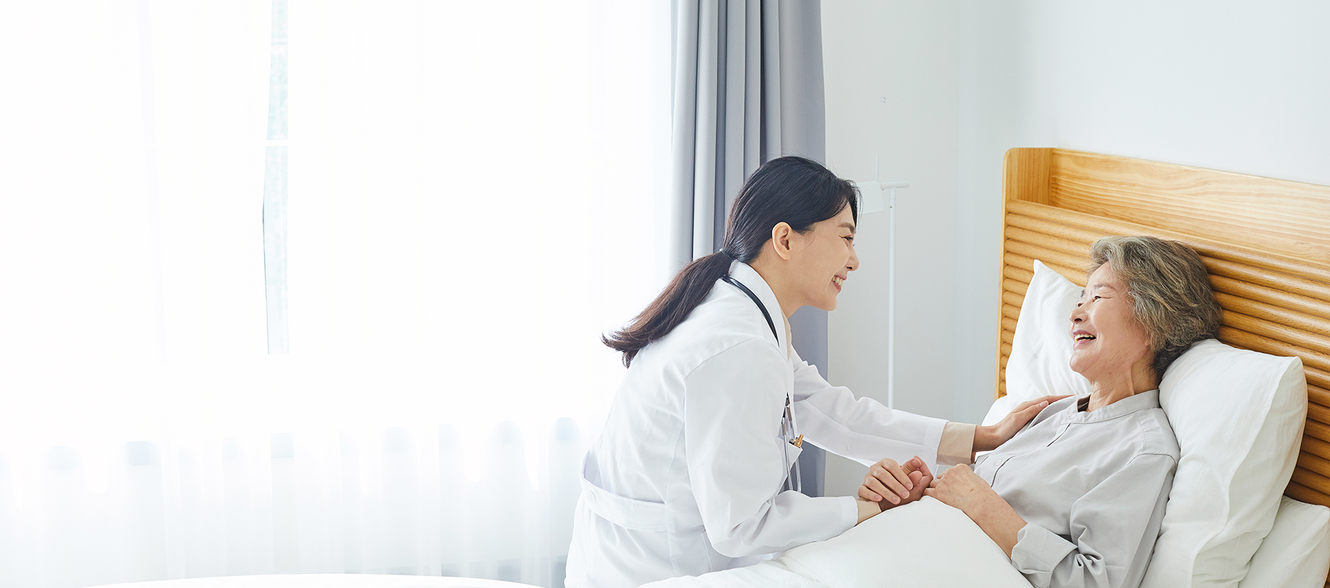 서고 걷고 뛰는 그날까지|환자의 건강 및 생명을 최선의 상태로 회복하고 유지할 수 있도록<br>전주 선 요양병원이 함께합니다.